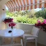 Modern Sabina With Garden דירה פורץ