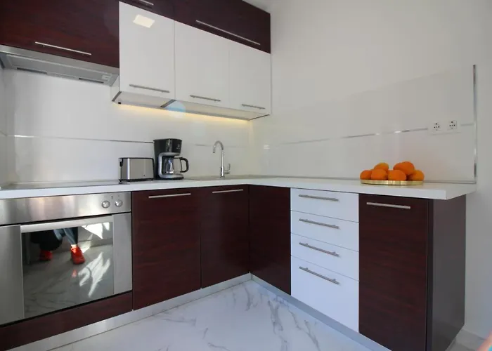 Lejlighed Modern Sabina With Garden *